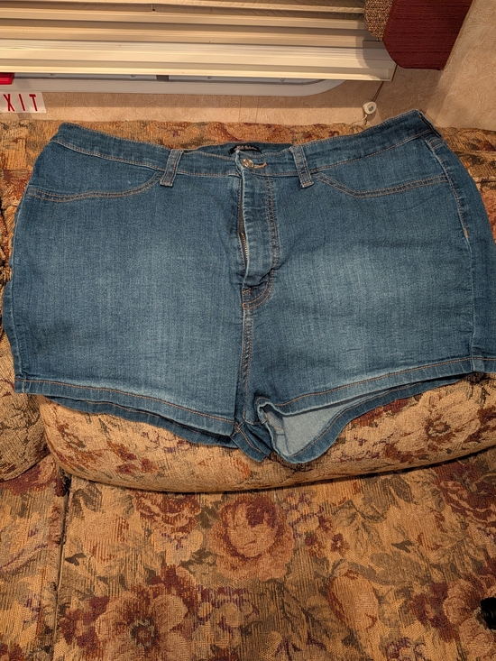 wild fable Pants - wild fable Classic Denim Short in Medium Blue Size 18